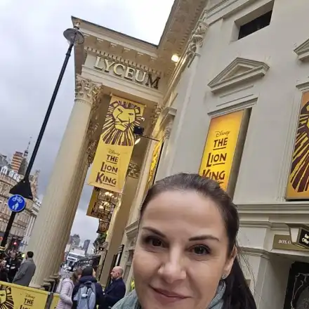 Гергана Стоянова празнува рожден ден с гадже в Лондон