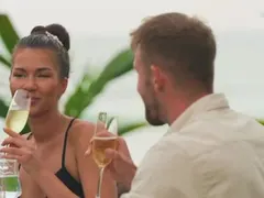 ГРЪМ!! Ергенката Косара ще се омъжва – кой е щастливецът?! (гадже ли криеше отвън - СНИМКИ)