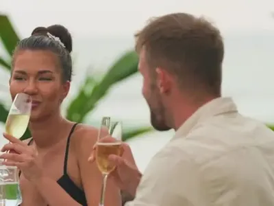 ГРЪМ!! Ергенката Косара ще се омъжва – кой е щастливецът?! (гадже ли криеше отвън - СНИМКИ)