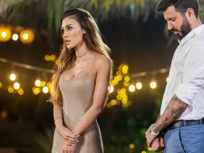 ГРЪМ!! Младата Йоана благодари на чичо си Мартин, че я отпрати: Ето с какво момче е сега! (ВИЖ ТУК)