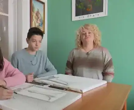 И майсторите на “Бригада нов дом” се разплакаха от добрия си подвиг