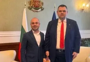 Ибраим Зайденов напусна деребеите на Доган и се присъедини към Пеевски и ДПС-Ново начало