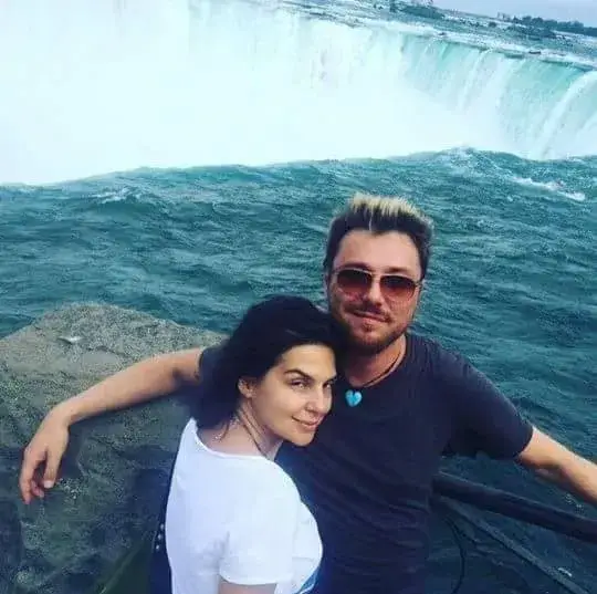 Жената на Миро му дава да спи с мъже