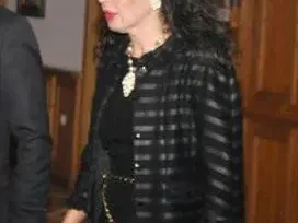 ЖЕНСКИЯТ РЕВ в "Ергенът" ще е оглушителен: Папарашки снимки от самолета за България показаха с коя си тръгва Мартин! (ВИЖ ТУК)