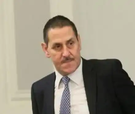 Калинки стръвници и бивши министри напират за благи постове в регулаторите 