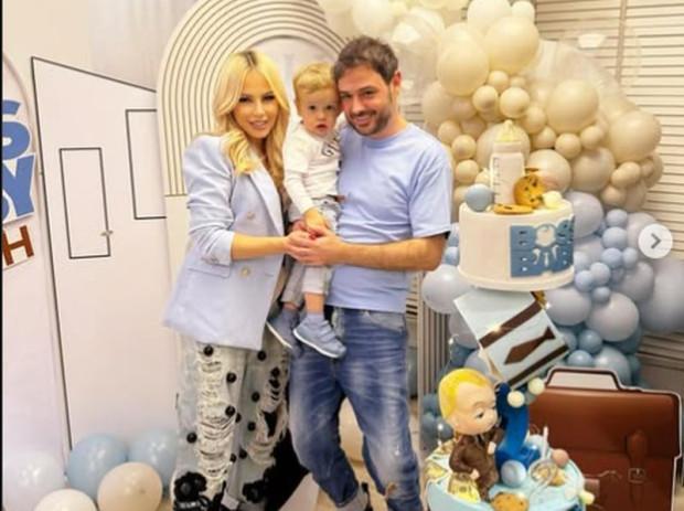 Камелия: Не си губете времето с глупаци!