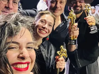 Карамазов шашна шейховете! (СНИМКИ)