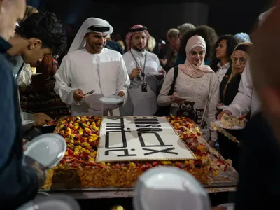 Карамазов шашна шейховете! (СНИМКИ)