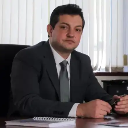 Кашони със скрити преписки е намерил новият главен архитект на София Стефан Аспарухов