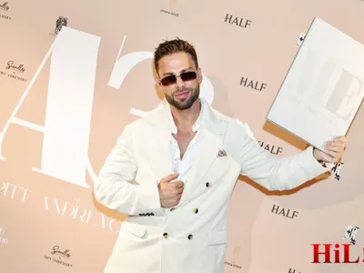 Книгата “АЗ” - моден шедьовър от Pitt Andreychev Снимки