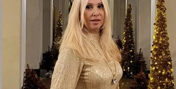 Кристина Димитрова копира Памела Андерсън