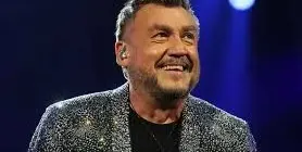 Любо Киров и на 53 пак слуша майка си и сестра си