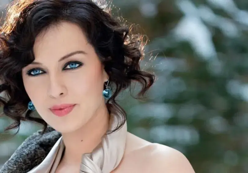 Любовна мъка или здравословен проблем: Зрители в шок от измъченото и състарено лице на Виктория Петрова! (СНИМКИ)