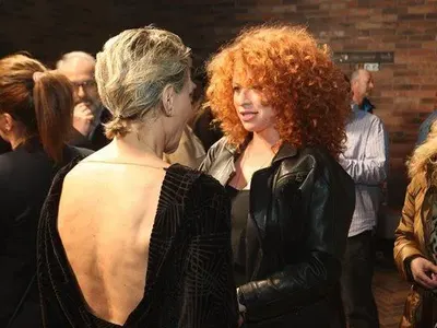 Мария Бакалова засенчи звездите на премиерата на "Те, вълните"