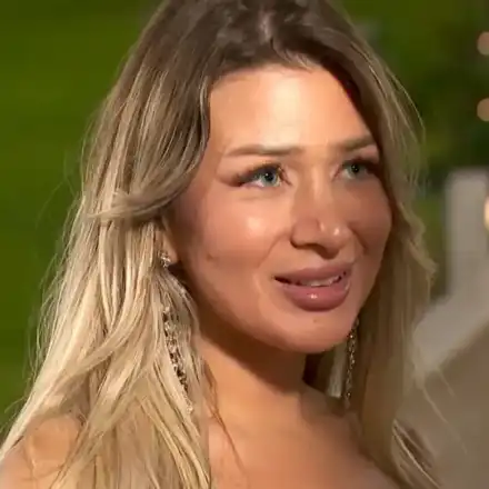 Мартина е бясна, защото Елвиса води Даниела на шопинг