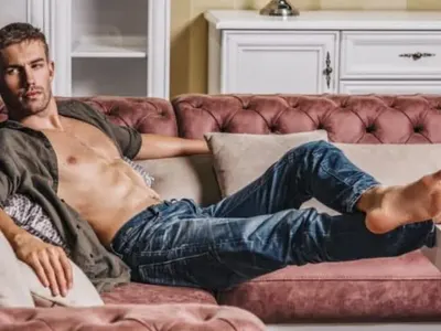 МЕГАСКАНДАЛ!! Виктор има сериозна приятелка извън формата, влязъл в него заради хонорара! (ето кое е гаджето му - СНИМКИ)