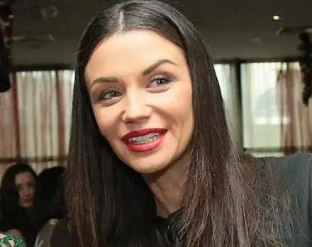 Младо операторче спи със застаряващата Диляна Попова