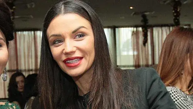 Младо операторче спи със застаряващата Диляна Попова