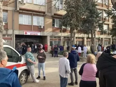 Моментът на ужаса! ВИДЕО показа как е пламнала дискотеката в Кочани