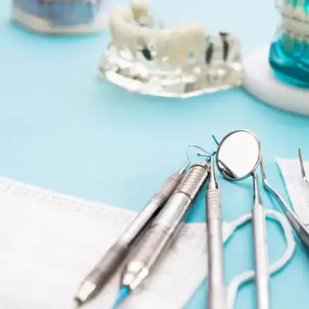 Мъж отиде на зъболекар за вадене на мъдрец, но животът му се превърна ад за миг