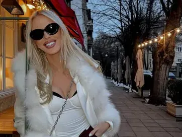 Натали Трифонова  махна екстеншъните