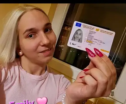 НЕУТЕШИМА Е! Тротинетката смени пола в личната си карта СНИМКИ