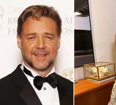 Нина Добрев ранена в колата на Ръсел Кроу