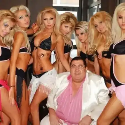 Нито една манекенка не дойде на  погребението на  Митьо Пищова