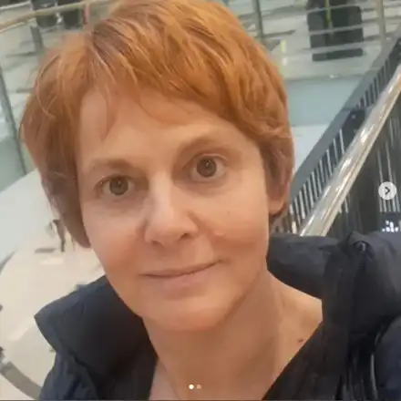 Параскева Джукелова си отряза косата