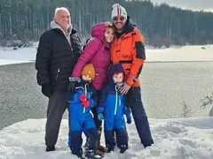 Петя Дикова продавала чанти в Англия, за да се издържа