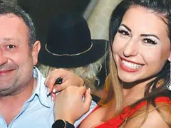 Рачков публично се обясни в любов на новата: Вики, обичам те!