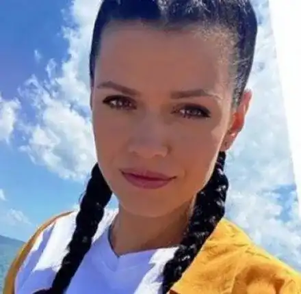 Ралица Паскалева  първа дружка с бившата на мъжа си СНИМКИ