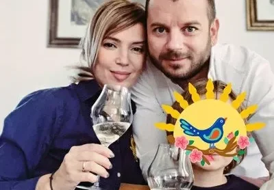 РЕВНИВИ СЪПРУГИ: Ирина Тенчева не се отделя от Иван в "Капките", дебне и на репетициите! (СНИМКИ)