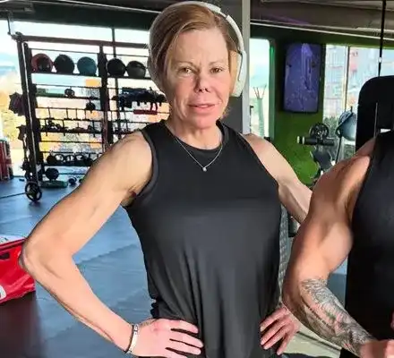 Ричард Величков пак се навърта покрай княгиня Калина