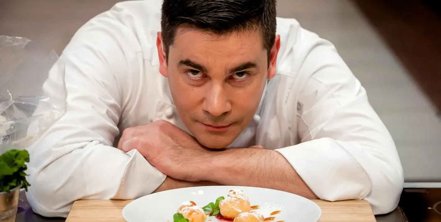 Семейството на шеф Ангелов продало апартамента си заради първия ресторант