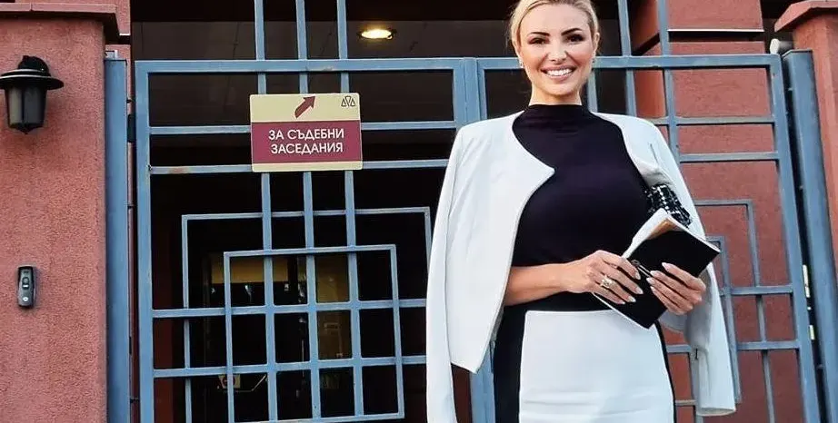 СКАНДАЛ:  Христина Балинска гони Ева Кикерезова от БНТ