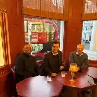 Скандал! Кики и Ники заведоха в Лондон цигански лихвар, рода̀ на Киро Японеца