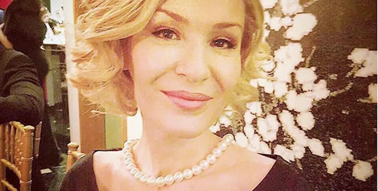 След разстрела на брат й в САЩ: Племенницата на Гала завърши психология у нас СНИМКИ