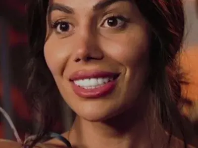 СМЯХ!! Рупецова си продала бижутата за четвърт милион?! (откога 20 бона са четвърт милион + НЕ ГИ Е ПРОДАЛА - СНИМКИ)