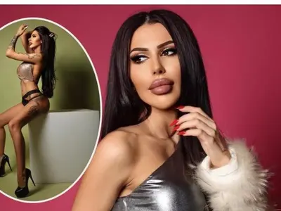 СНИМКИ от тоалетната: Мисис България показа силиконовите си бомби