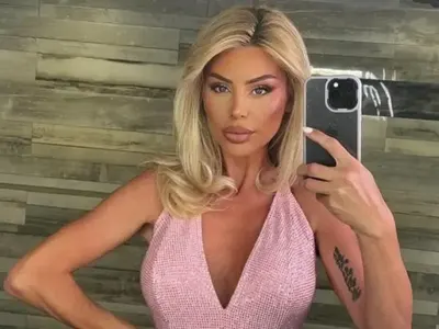 Светлана Гущерова захвърли сутиена