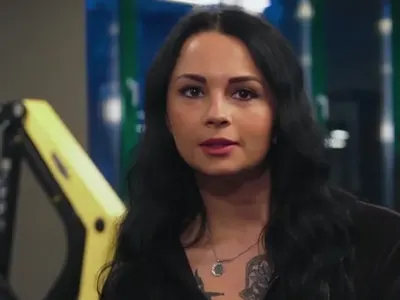 ТУШ!! Няма да познаете кои 2 нови моми влизат в „Ергенът“! (имението ЩЕ ГРЪМНЕ - СНИМКИ)