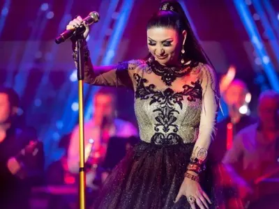 В страната на чалгата: 1000 лева е билетът за Софи, 60 за Народния театър