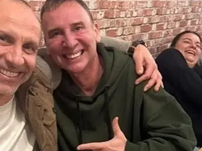 Виктор Калев на вечеря със Зуека и Ани