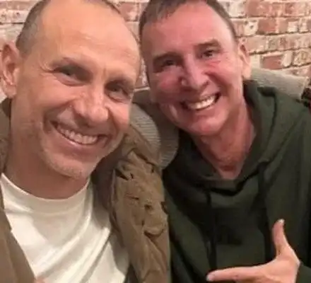 Виктор Калев на вечеря със Зуека и Ани