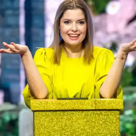 Водещата на „Аз обичам България“ и „Животът по действителен случай“ Александра Сърчаджиева: Всичко мога да направя за хората край мен, но не и за себе си