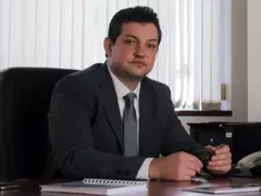 Кашони със скрити преписки е намерил новият главен архитект на София Стефан Аспарухов