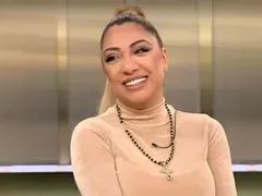 Роксана: Преди да стана известна, пълнех буркани с чушки в консервена фабрика