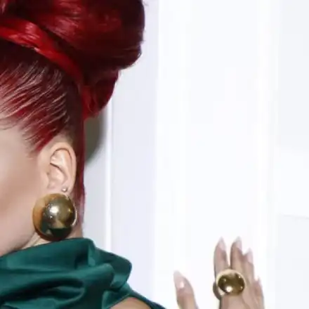 Защо Жана Бергендорф винаги се разминава със затвора?