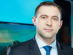 Златимир Йочев  си наруши диетата с вино